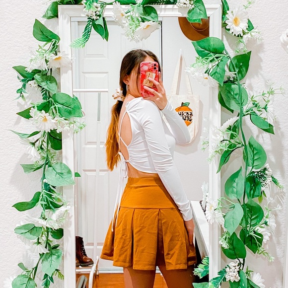 Pleated Orange Skirt - Picture 2 of 4